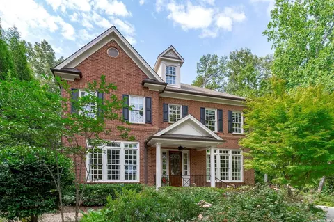 3329 Hampton Rd, Raleigh, NC 27607 photo 1