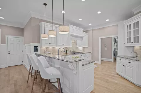 3329 Hampton Rd, Raleigh, NC 27607 photo 9