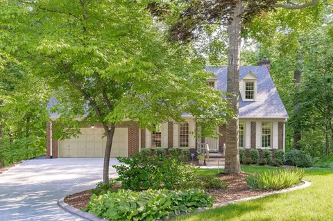 118 Penwood Dr, Cary, NC 27511