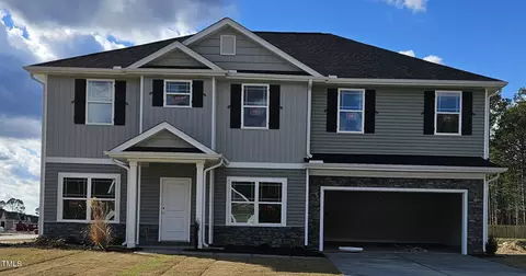 401 Spring Forest Dr, Goldsboro, NC 27534