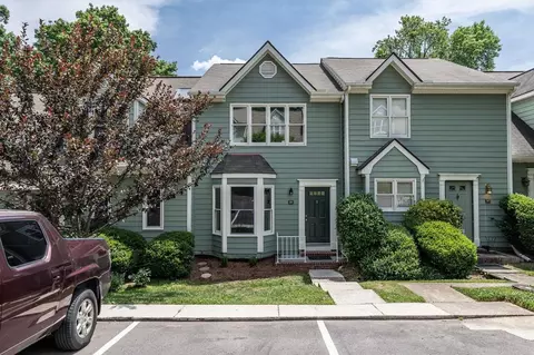 505 Caprice Ct, Raleigh, NC 27606
