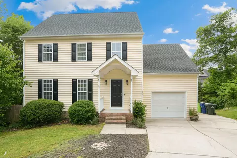 9221 Pennythorne Ct, Raleigh, NC 27615