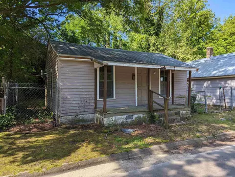 620 Viola St E, Wilson, NC 27893 photo 1