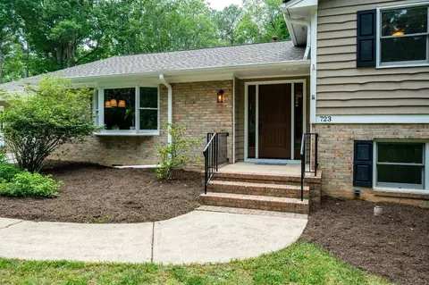 723 Clarion Dr, Durham, NC 27705 photo 4