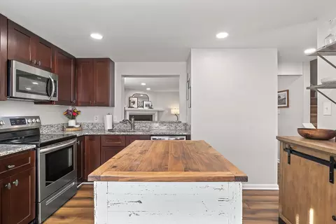 7286 Shellburne Dr, Raleigh, NC 27612 photo 6