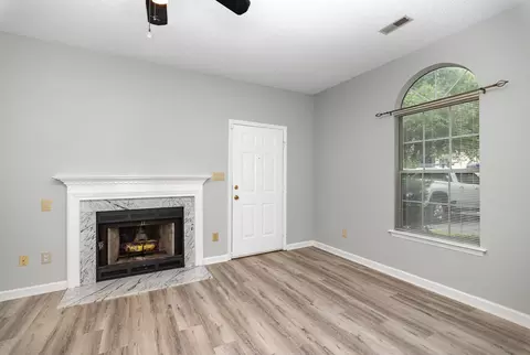 1216 Kendall Dr, Durham, NC 27703 photo 3