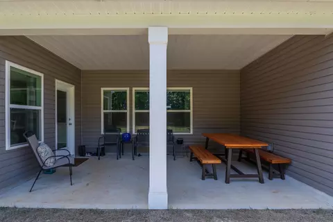 35 Middle Creek Ln, Willow Spring, NC 27592 photo 6