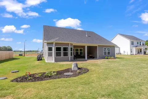 35 Middle Creek Ln, Willow Spring, NC 27592 photo 8