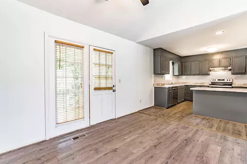 8 Cairn Ct, Durham, NC 27705 photo 7