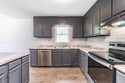 8 Cairn Ct, Durham, NC 27705 photo 11