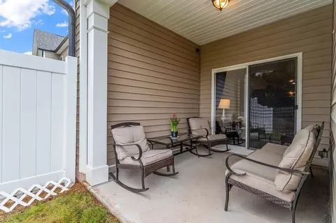 1037 Arbor Edge Ln, Durham, NC 27703 photo 3