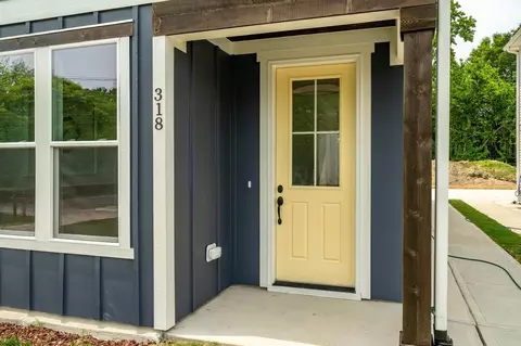 318 Spring St, Durham, NC 27703 photo 21