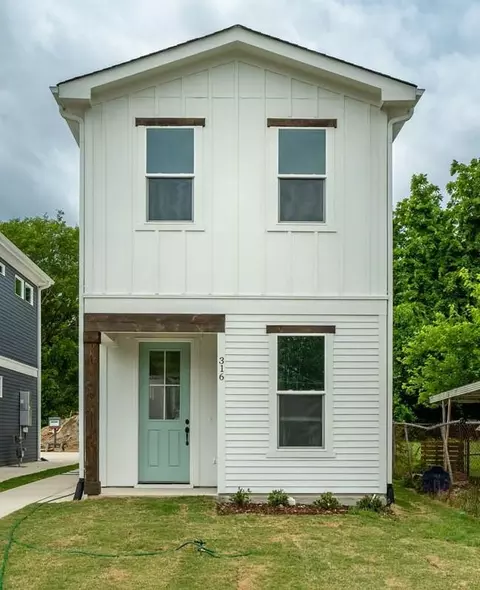 316 Spring St, Durham, NC 27703 photo 2