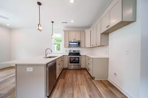 316 Spring St, Durham, NC 27703 photo 5