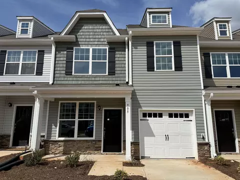 905 Hillman Ln, Mebane, NC 27302