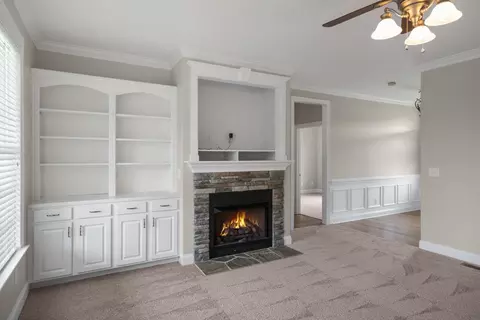 315 S Peedin Ave, Pine Level, NC 27568 photo 8