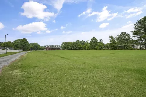 315 S Peedin Ave, Pine Level, NC 27568 photo 41