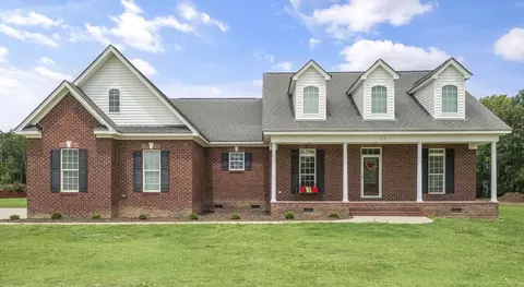 315 S Peedin Ave, Pine Level, NC 27568