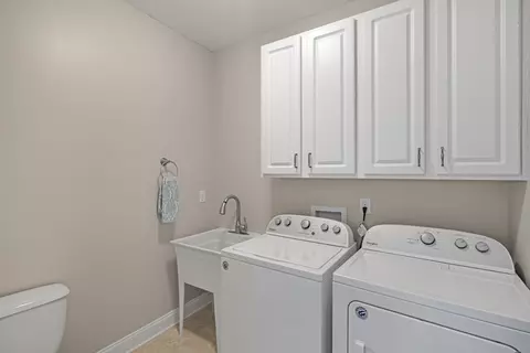 315 S Peedin Ave, Pine Level, NC 27568 photo 28