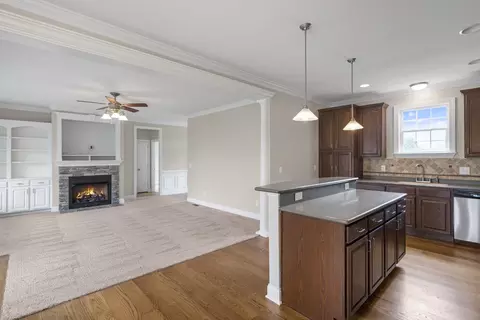 315 S Peedin Ave, Pine Level, NC 27568 photo 11