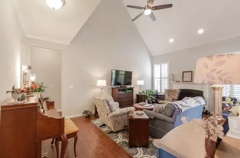 1104 Big Spring Cir, Durham, NC 27703 photo 24