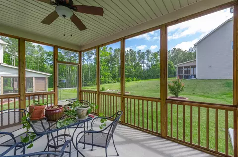 1104 Big Spring Cir, Durham, NC 27703 photo 41