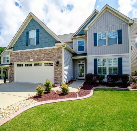 1104 Big Spring Cir, Durham, NC 27703 photo 2