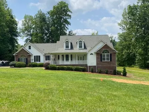 521 Clay Thomas Rd, Roxboro, NC 27573 photo 1