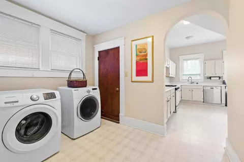 1200 W Markham Ave, Durham, NC 27701 photo 14