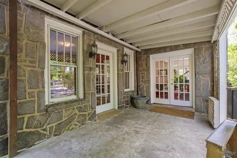 1200 W Markham Ave, Durham, NC 27701 photo 5