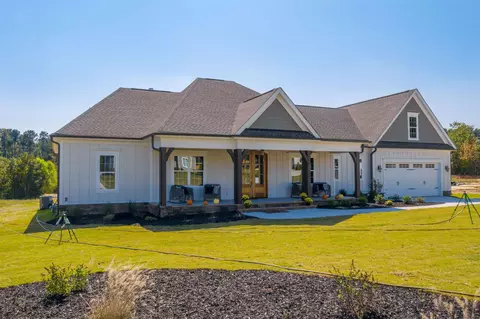 10 Melody Dr, Youngsville, NC 27596