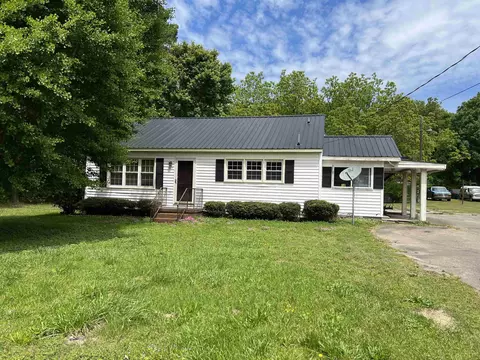 220 E Halifax St, Littleton, NC 27850