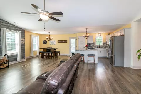 290 Hunter Fox Trl, Angier, NC 27501 photo 5