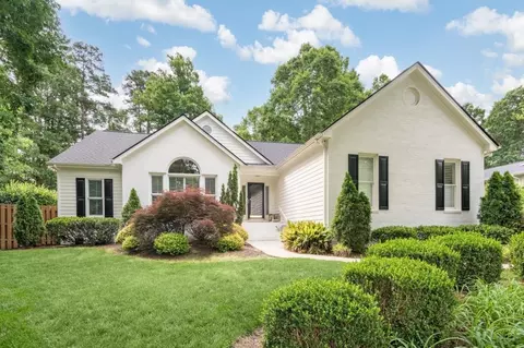 4401 Touchstone Forest Rd, Raleigh, NC 27612 photo 3