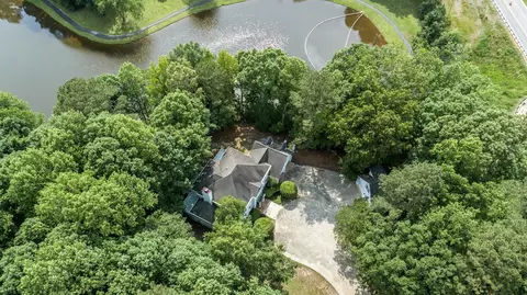 2012 Mountain Laurel Dr, Clayton, NC 27527
