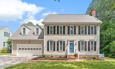 2067 Carriage Way, Chapel Hill, NC 27517
