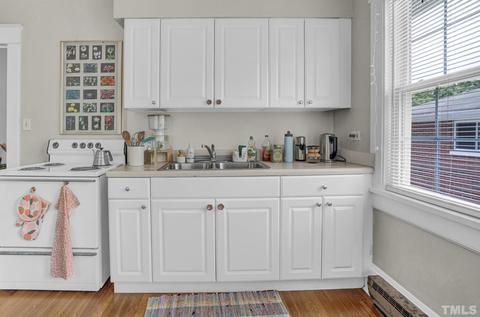918 W Trinity Ave, Durham, NC 27701 photo 8