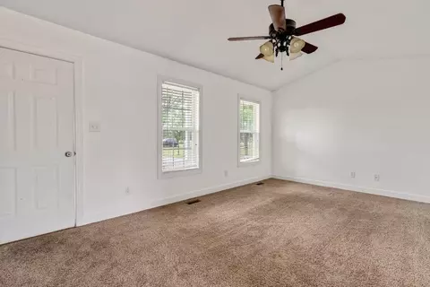 7982 Stott Rd, Bailey, NC 27807 photo 3