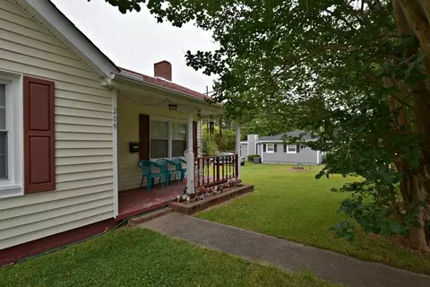209 Smith Dr, Garner, NC 27529 photo 3