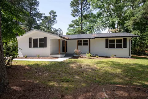 1607 Ephesus Church Rd, Chapel Hill, NC 27517