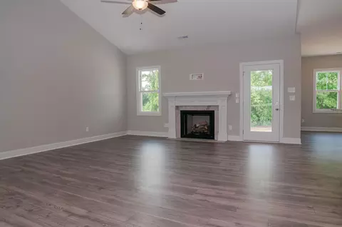 67 Cedarbrook Dr, Benson, NC 27504 photo 6