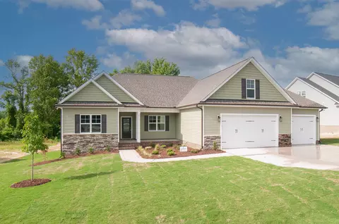 67 Cedarbrook Dr, Benson, NC 27504 photo 3