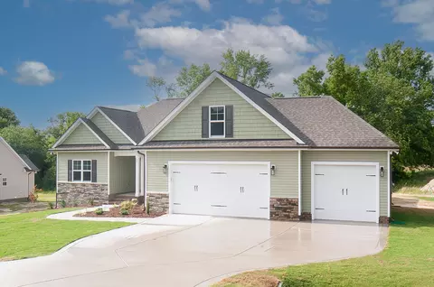 67 Cedarbrook Dr, Benson, NC 27504 photo 2