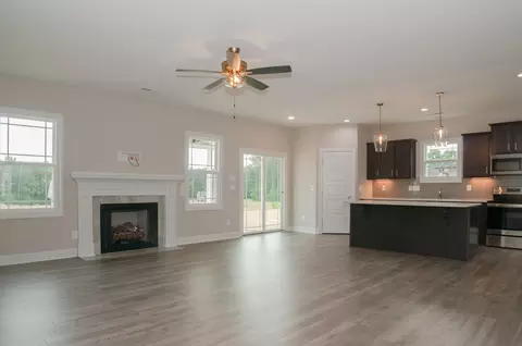 82 Cedarbrook Dr, Benson, NC 27504 photo 7