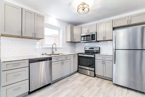 205 Pine St, Smithfield, NC 27577 photo 9