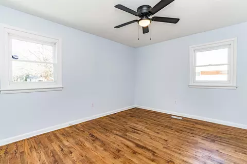 205 Pine St, Smithfield, NC 27577 photo 10