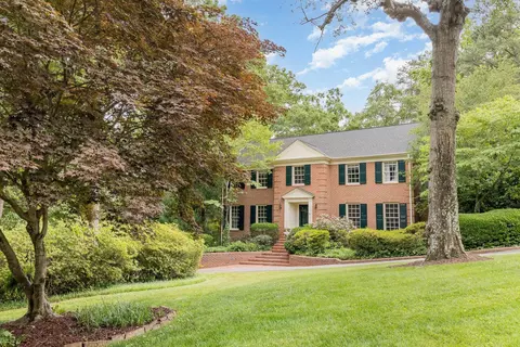 3327 Landor Rd, Raleigh, NC 27609