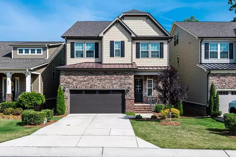 950 Regency Cottage Pl, Cary, NC 27518