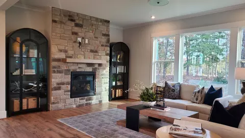 66 Autumn Breeze Ct, Angier, NC 27501