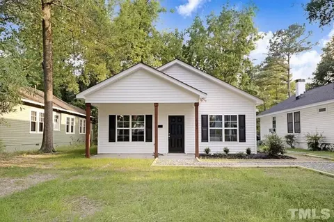 150 2nd St, Erwin, NC 28339 photo 1